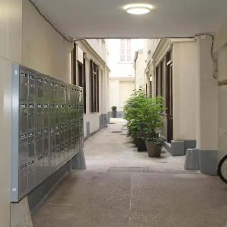 Cmg Musee Des Arts Et Metiers - Nazareth Paris